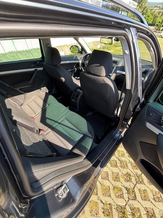 Skoda Octavia Se vinde Skoda Octavia Combi, 1.6 TDI Grennline.