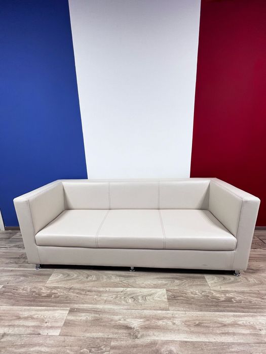 Диваны для кафе.офиса