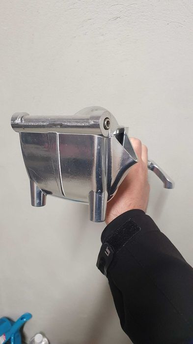 Сокоизстисквачка за нарове/портокали/лимони