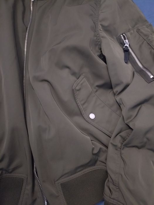 Зимно непромокаемо яке бомбър MANGO