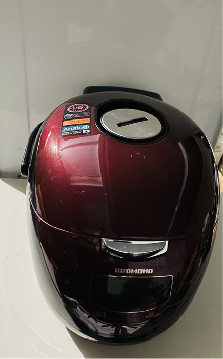 Мультиварка Redmond