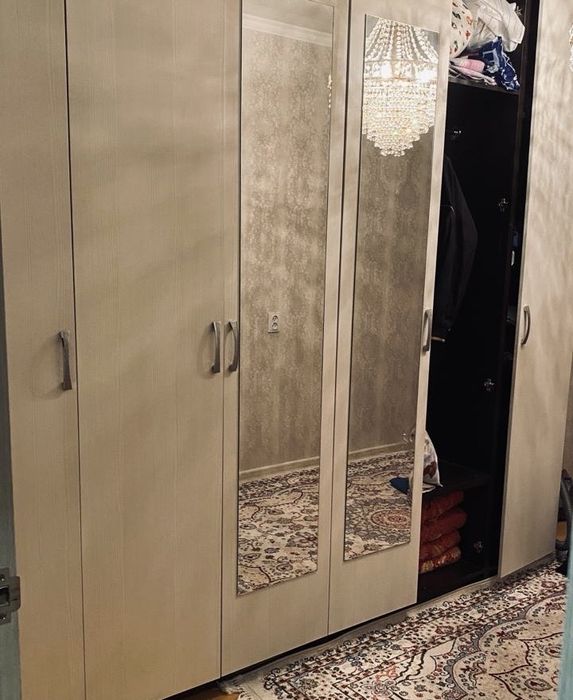 Продается шкаф для одежды