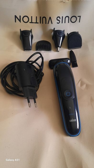 Триммер универсальный BRAUn wet&dry модель5515