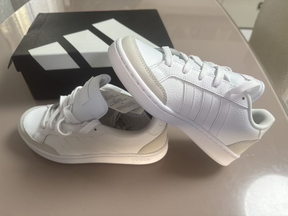 Adidas Court /piele naturala