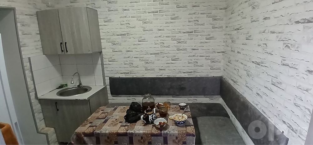 Srochna 2 xonali kvartira sotiladi