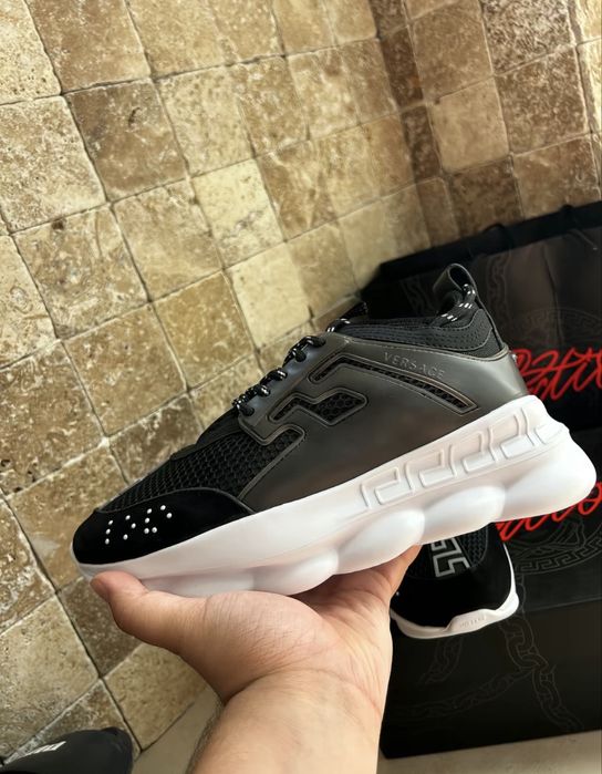 Versace chain reaction premium black