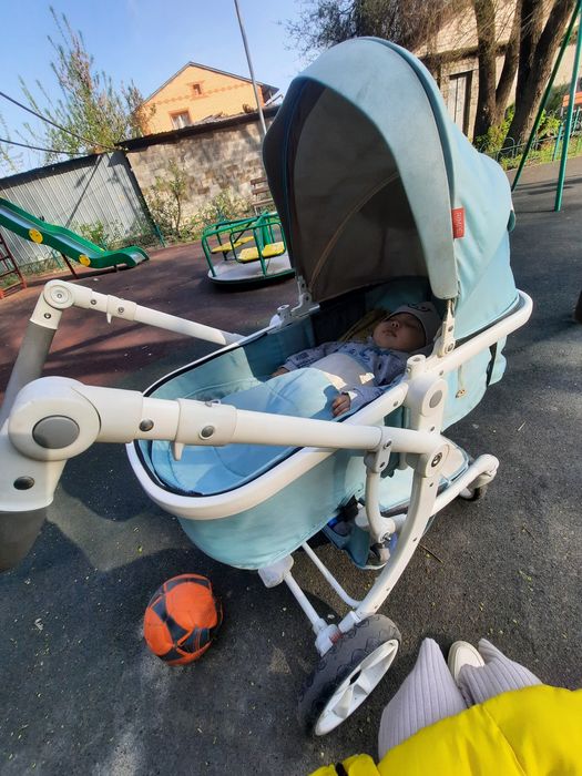 Детский коляски .