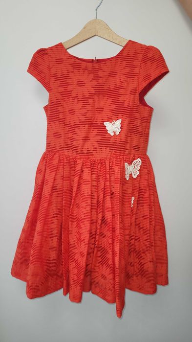 Rochie eleganta cu fluturi aplicati