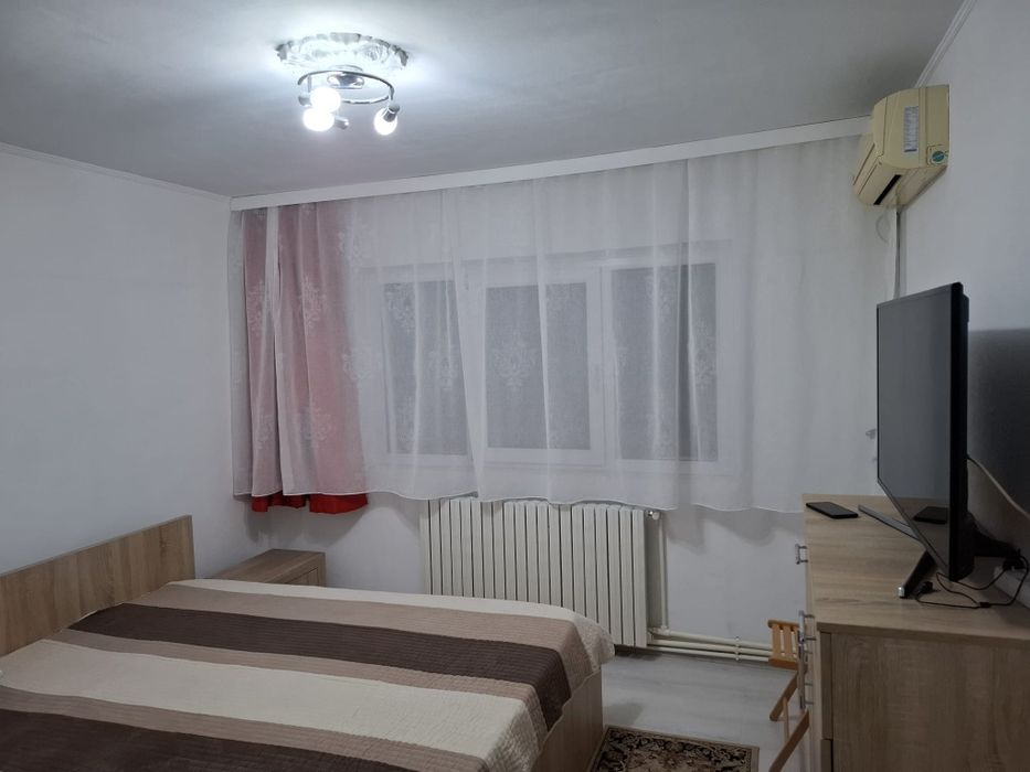 Vând Apartament zona Anda detalii după ora 16.00-19.00