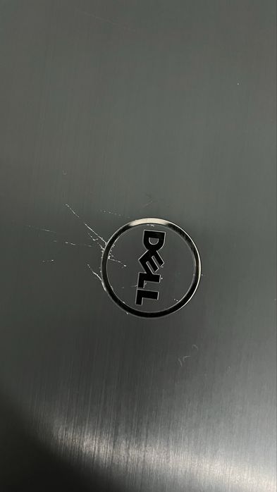 лаптоп DELL E6420