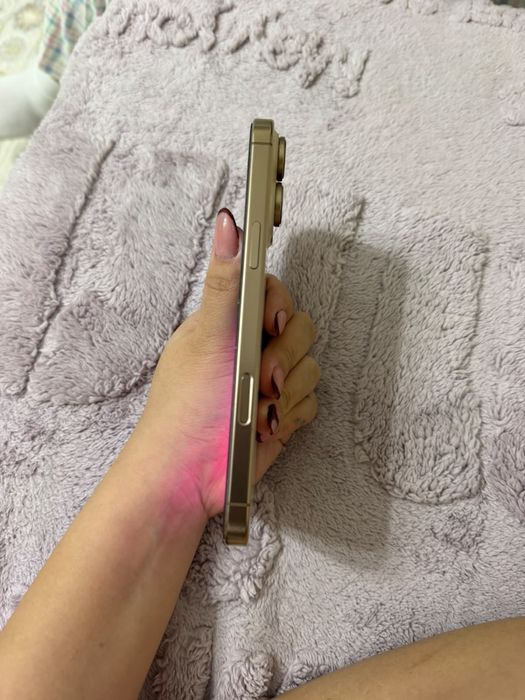 Продам iphone 16 pro max