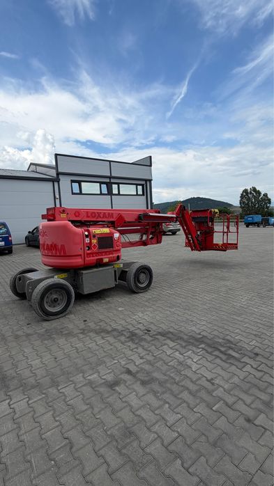 Vand nacela cu brat hibrid diesel/electrica