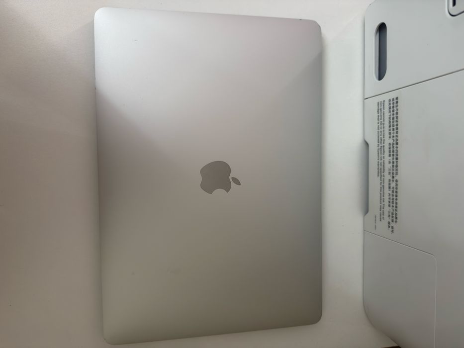 MacBook Pro 13 дюймов