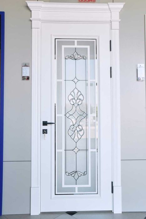 Установка МДФ дверей