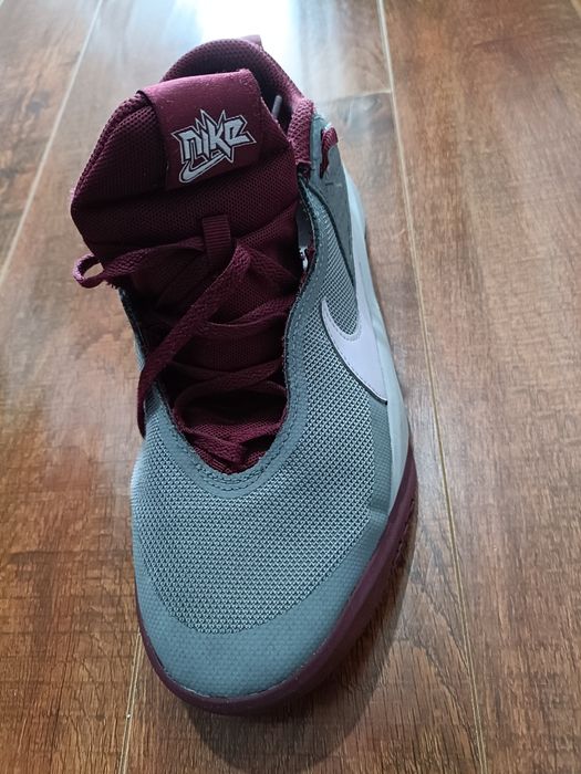 Vind  încaltaminte Nike