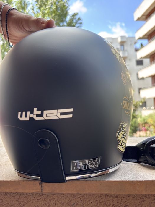 Cască Moto Open-Face W-TEC Black Heart Redwing – Mărimea L + Ochelari Vintage