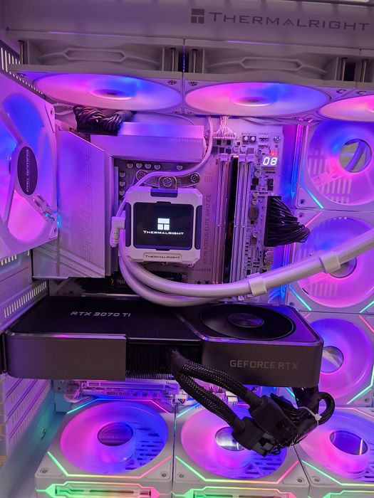 PC 9800x3d cu RTX 3070Ti DDR5