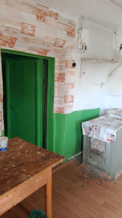 Продается дом. Можно оборудовать под дачу.