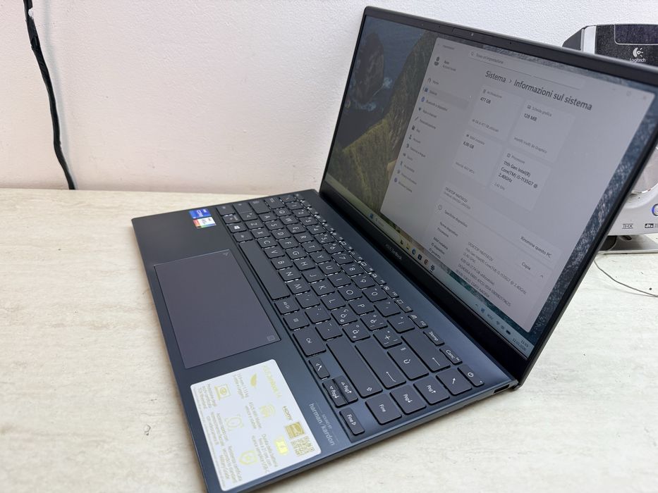 Asus Zenbook 14 i5-1135G7/ 8 Gb RAM 4267 mhz/Nvme 512 Gb/Baterie 10ore