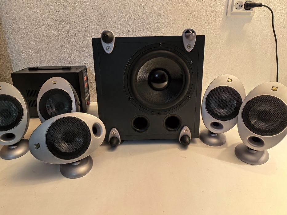 Boxe Kef HTS 2001 si subwoofer PSW 2000 sateliti