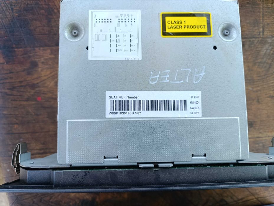 Радио СД  Сеат Алтея / Seat Altea, Altea XL  - 5P1035186B