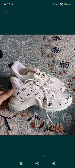 Продаются кросовки