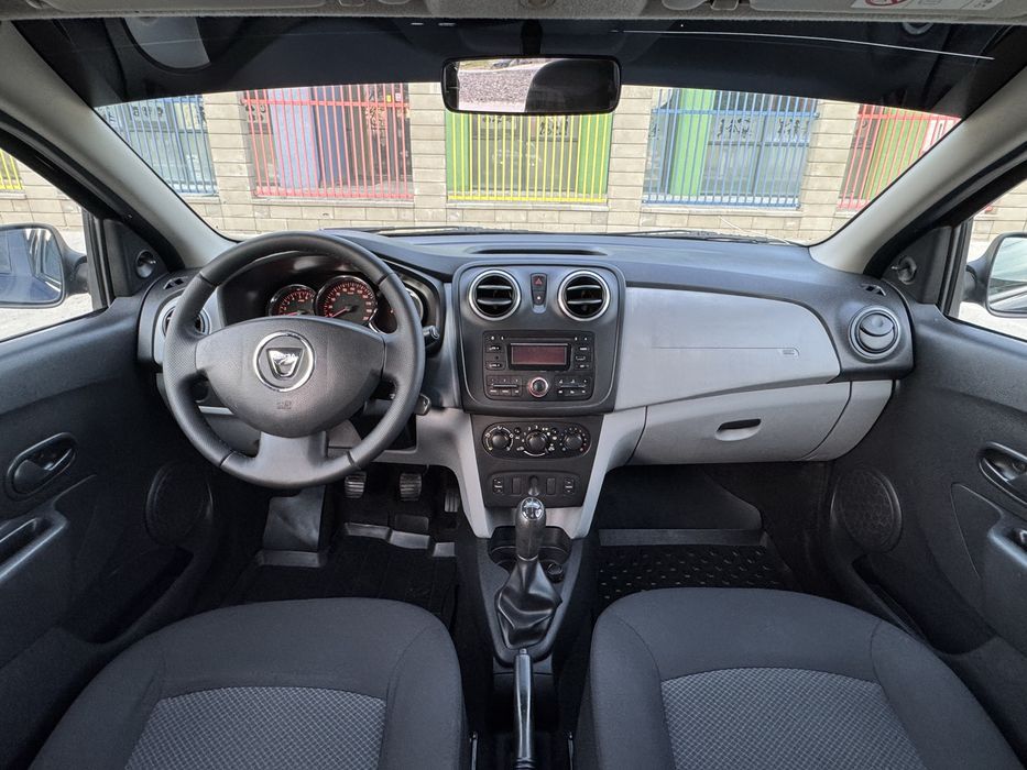 Dacia Logan 2015 *LAUREATE* Benzina