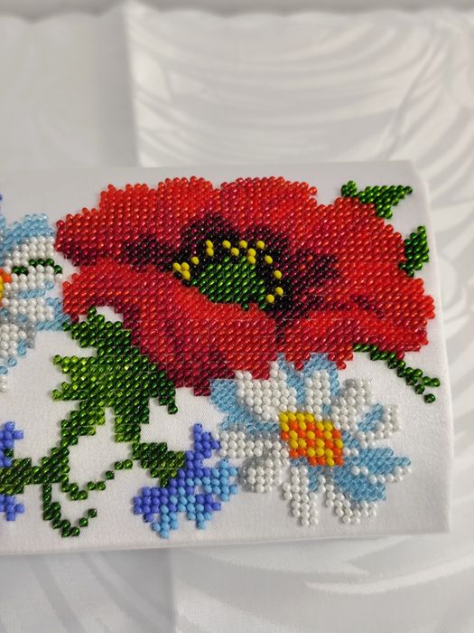 Plic poseta cusuta cu mărgele