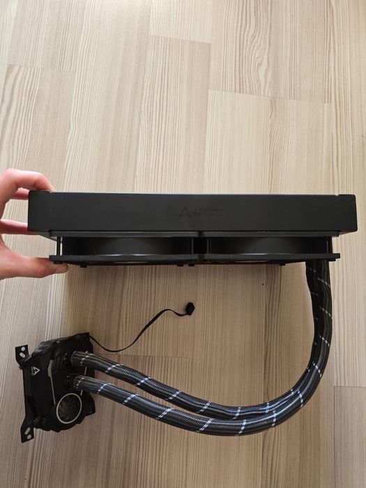 Охладител за процесор- Arctic Freezer II 280