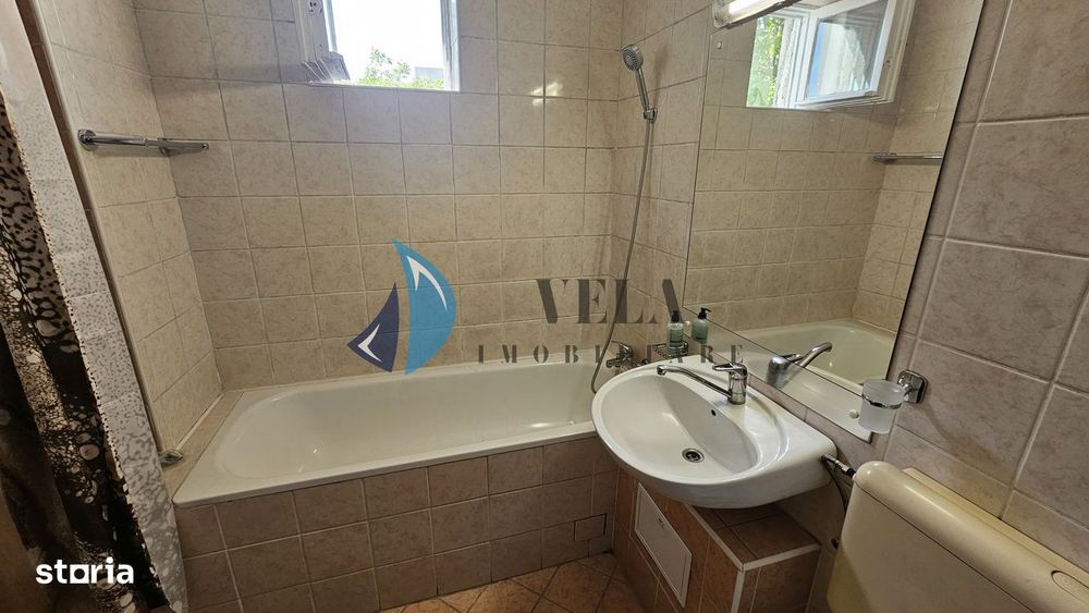 Apartament 3 camere, Cornisa, AC
