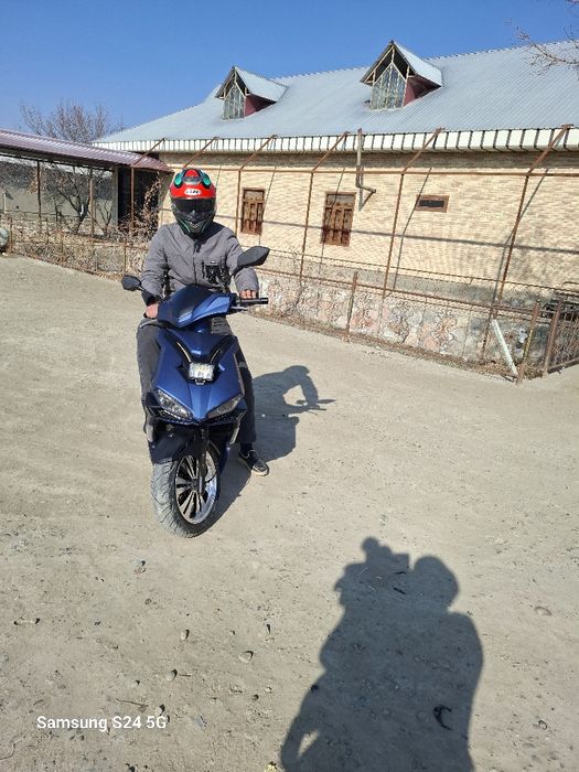 Binzinli skuter 2024