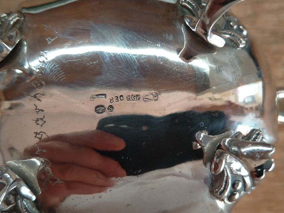 Продавам антикварна Шведска сребърна кана 1926 година