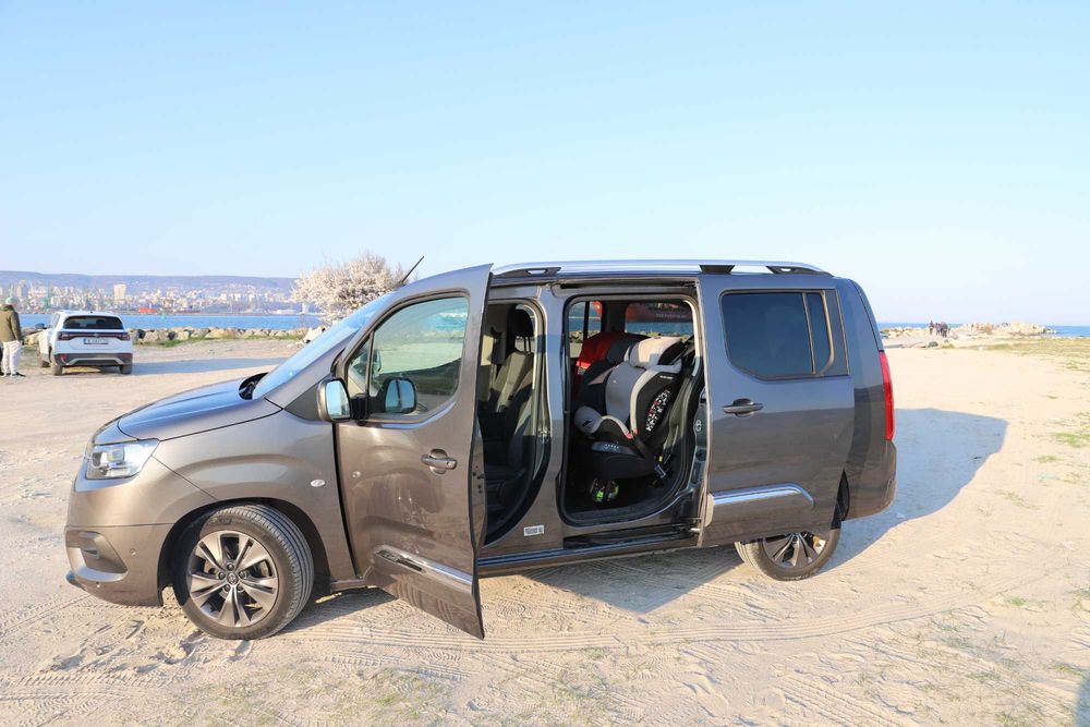 Toyota Proace City 1.5 Family L2 7 местна, 1.5 дизел 100кс