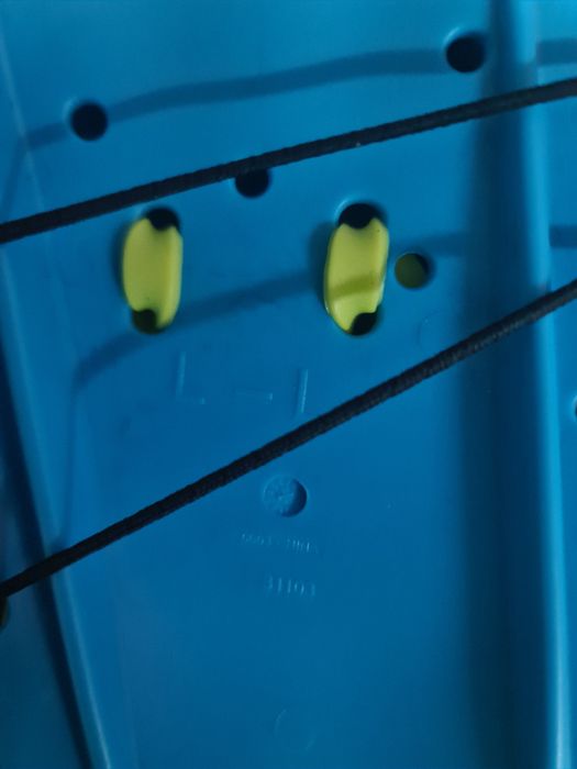 это лопатки для плавания Speedo Tech Paddle.