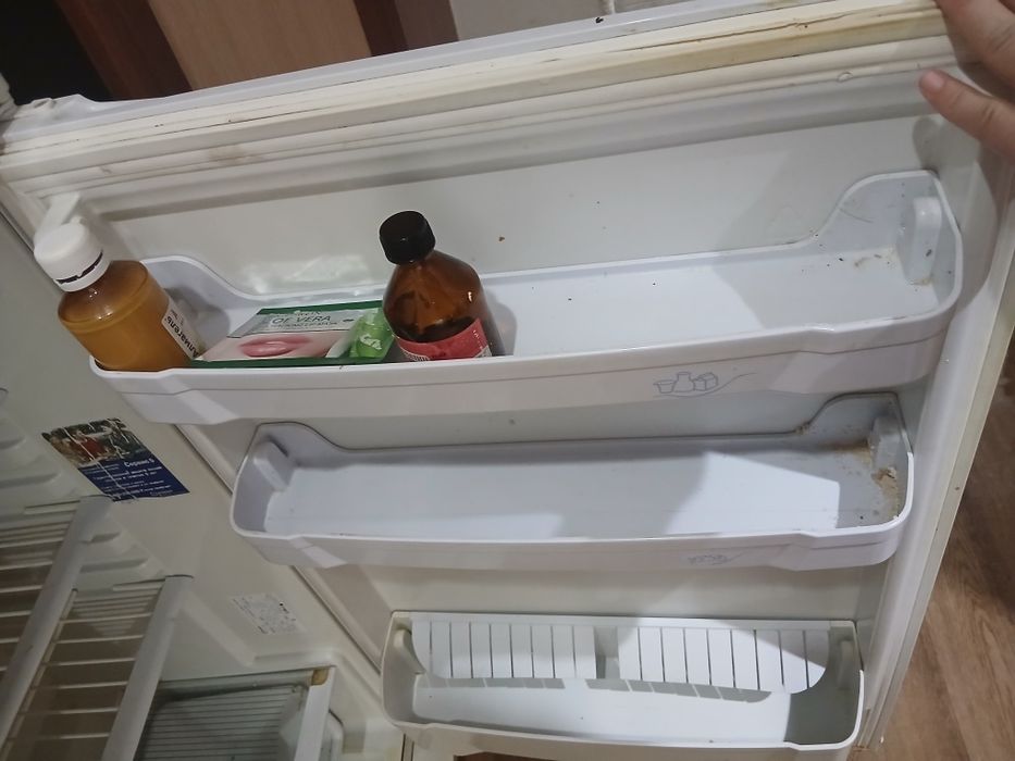 Продам холодильник