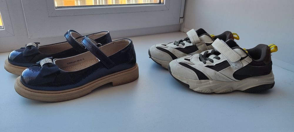 Туфли школьные для девочки + кроссовки