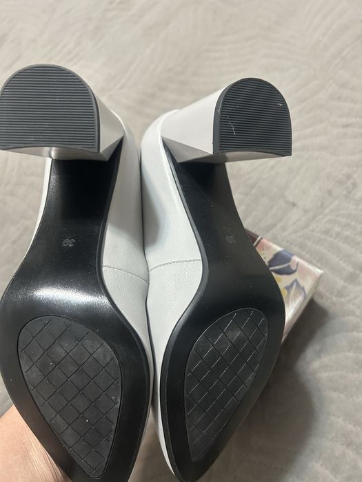 Продаются туфли кожанные Molka