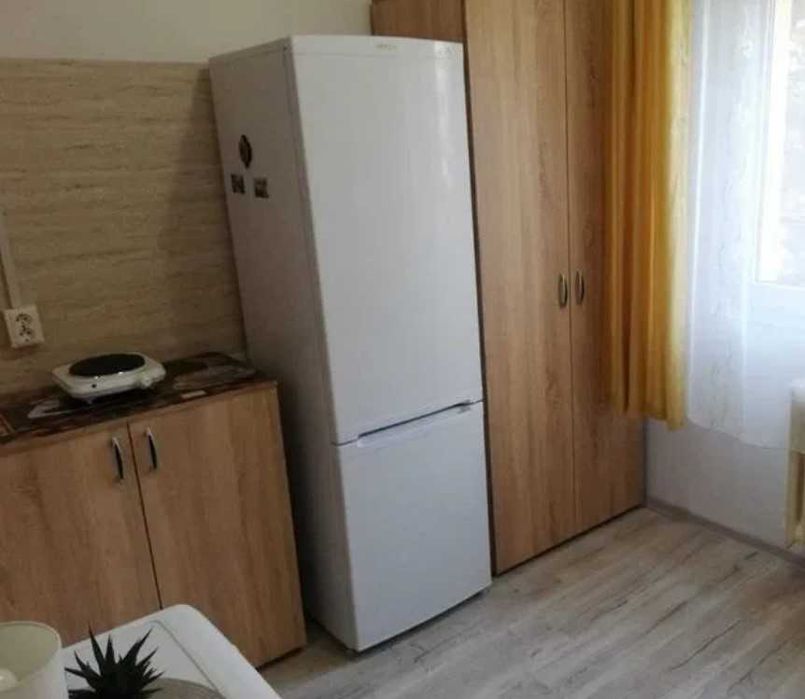 Дава се под наем Четиристаен апартамент в Бургас, Сарафово - 85 кв.м за 255 € - Снимка #2