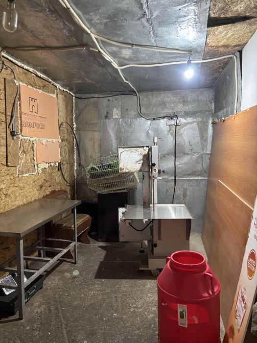 Сдается помещение 90кв под что угодно