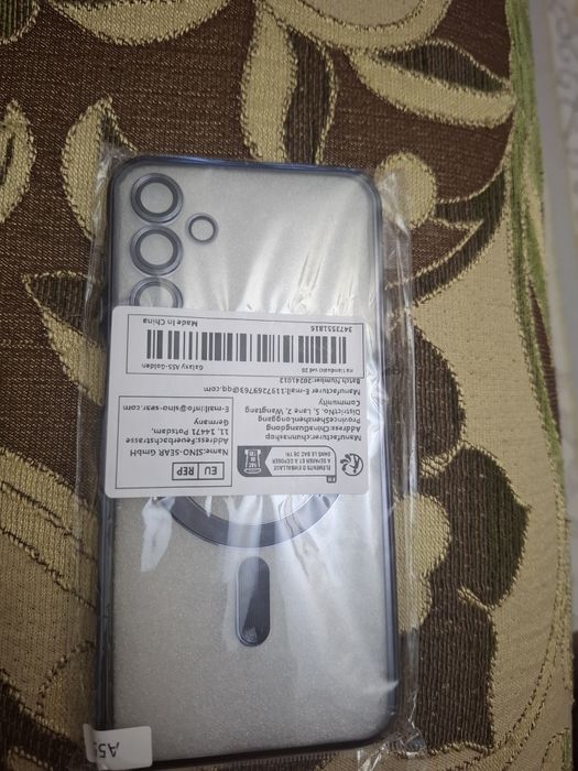 Продам чехол  на телефон Samsung A25