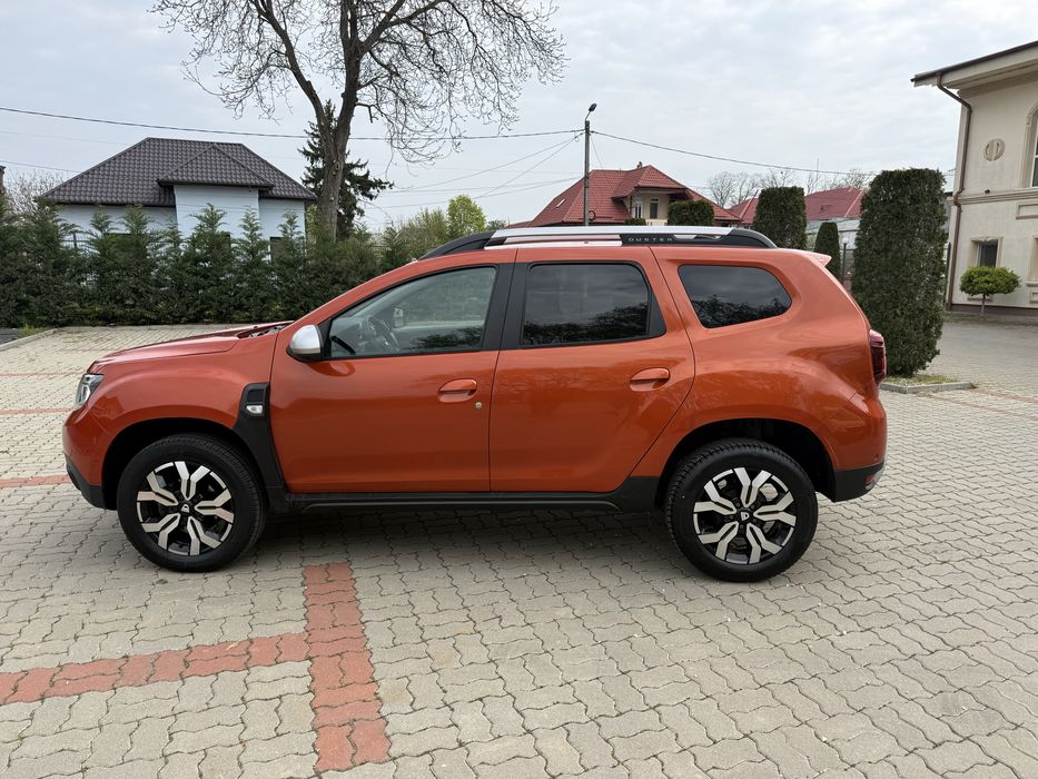 Dacia Duster 1.3 benzina 130 co camera jenti navi
