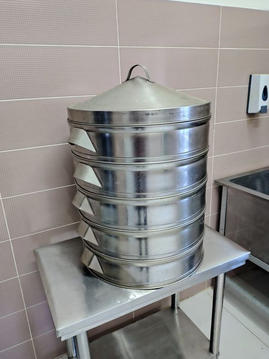 Большая мантоварка