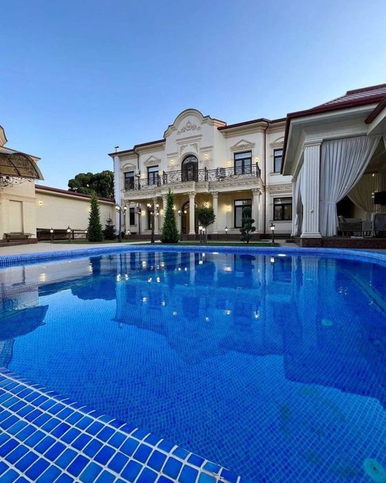 Сдаётся дом премиум класса рядом с Гостиница Россия !