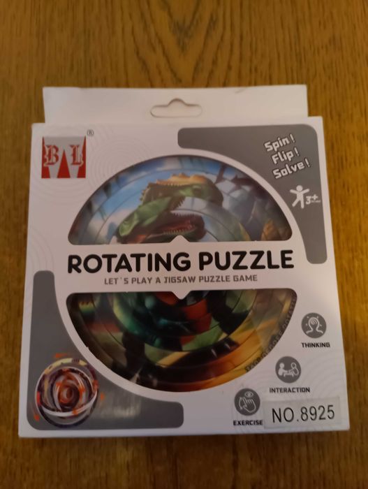 Puzzle rotativ cu dinozaur