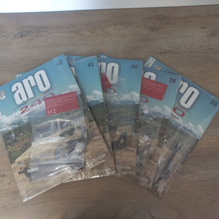 Vând Numere Revista ARO 240 !