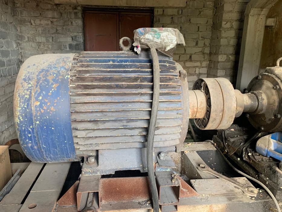 Электродвигатель 100 кВт