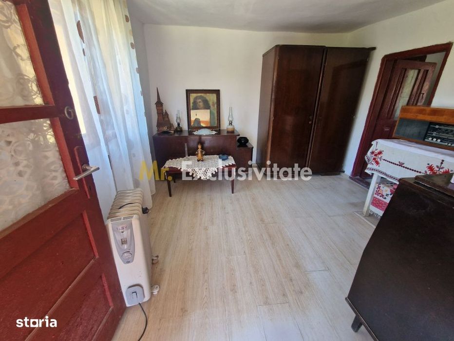 Căsuță autentică românească între două dealuri–colț de liniște  în Bot