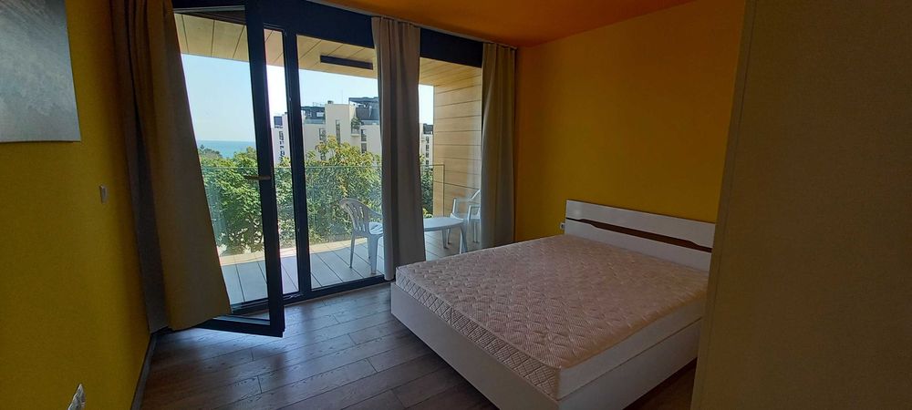 Дава се под наем Двустаен апартамент в к.к. Св.Св. Константин и Елена - 54 кв.м за 1000 € - Снимка #6