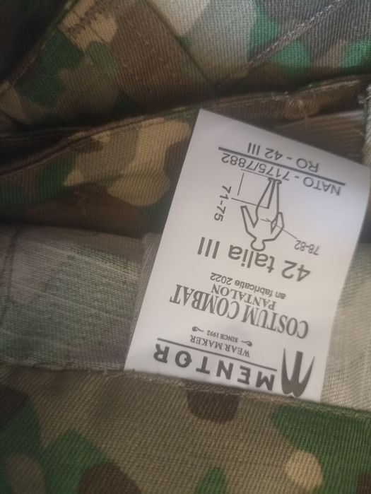 Vând ținută combat noua ,42/3