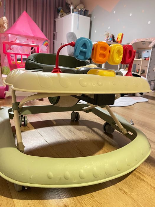 Бебешка проходилка